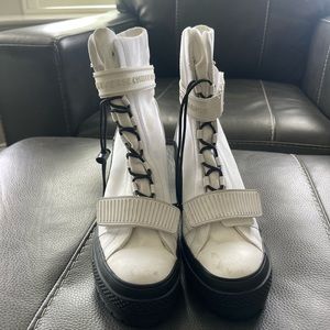 Converse Chuck Taylor White Gr 82 Platforms